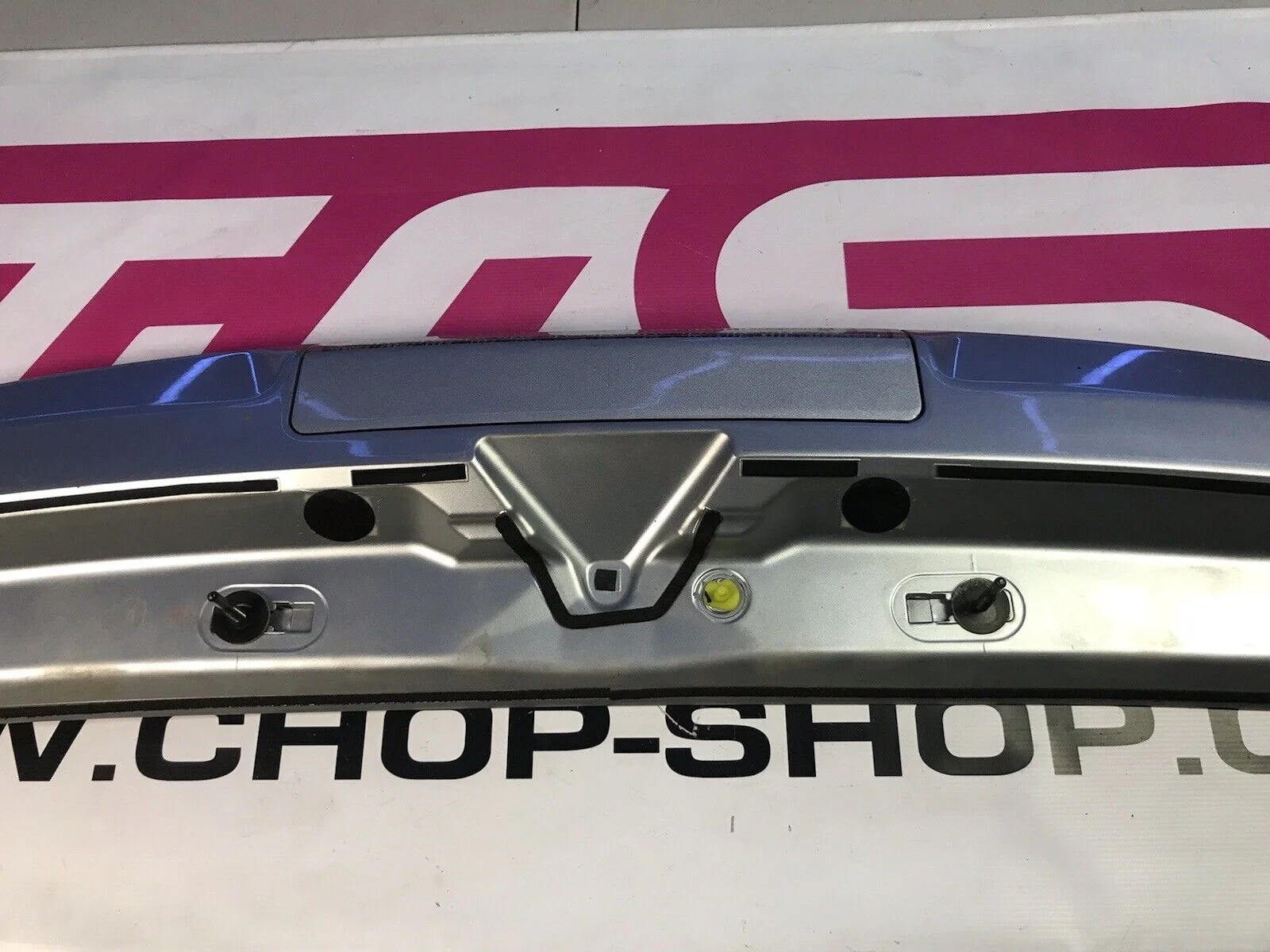 2005-2006 OEM Saabaru Saab 9-2x Rear Wagon Wing - Image 9