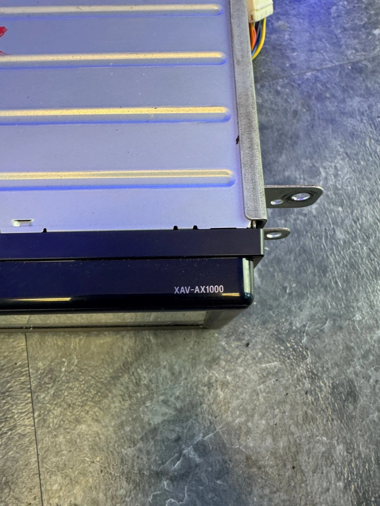 Sony XAV-AX1000 Double Din Headunit Assembly With Subaru Bracket B5 - Image 2