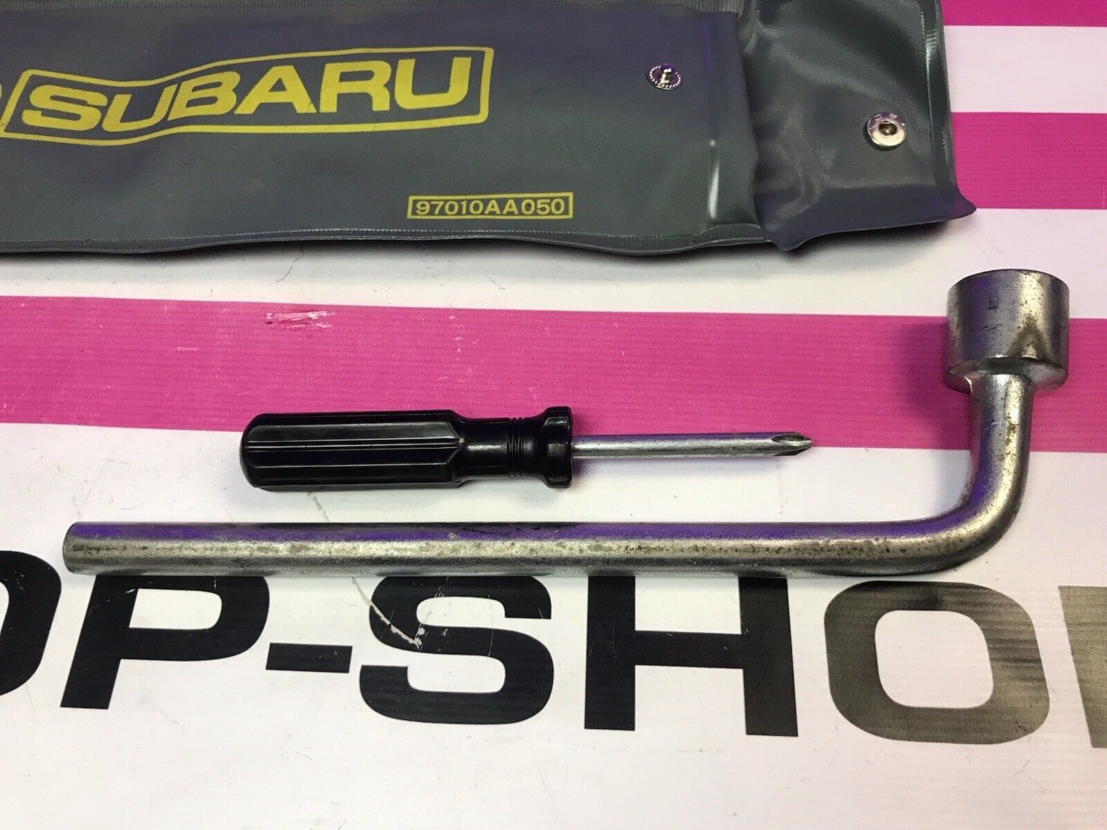 OEM Subaru Multi Purpose Tool Set/pouch - Image 2