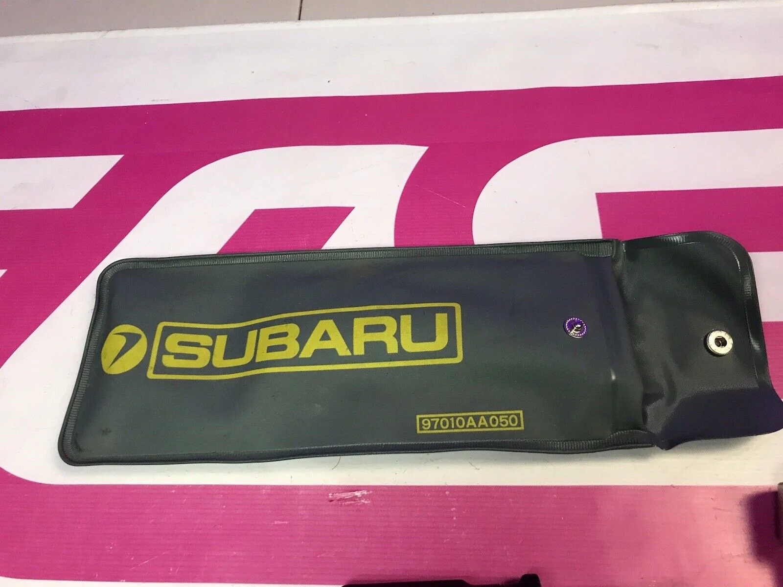OEM Subaru Multi Purpose Tool Set/pouch - Image 3