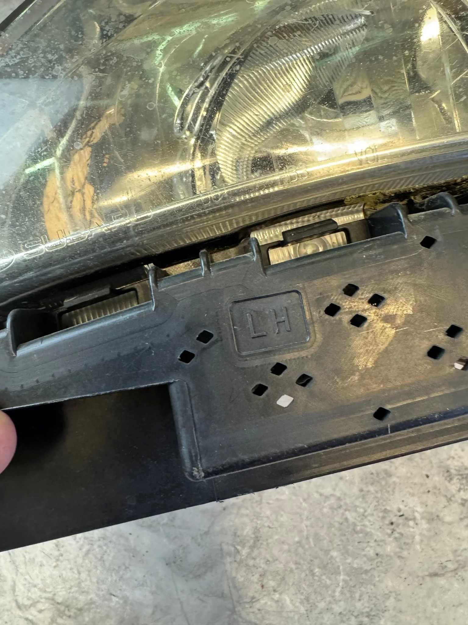 2008-2014 Subaru Impreza WRX LH OEM Driver Side Headlight Assembly NON HID A2 - Image 14