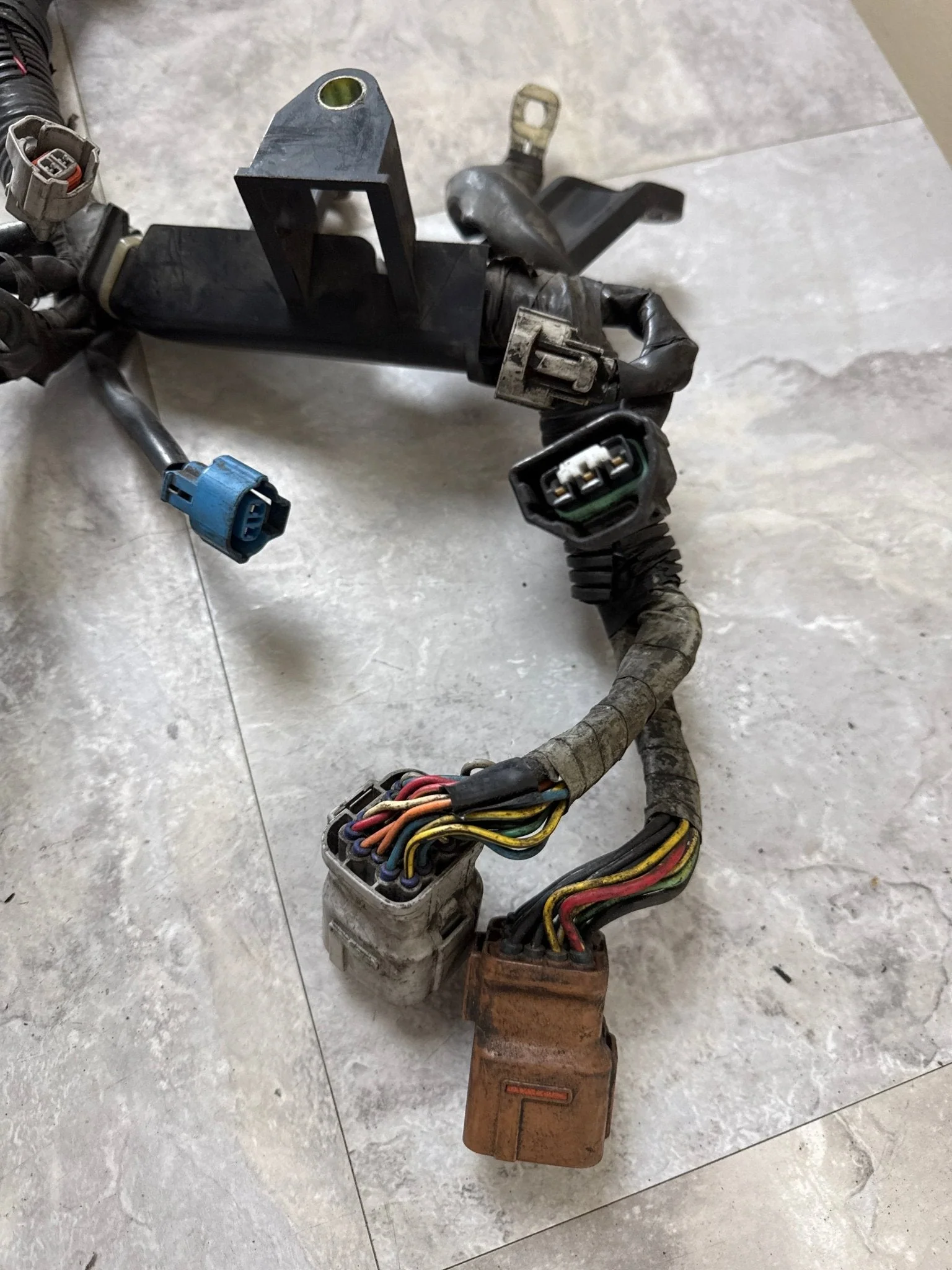 2004-2005 Subaru STi Forester Baja OEM Engine Wiring Harness / XT / Turbo K5 - Image 8