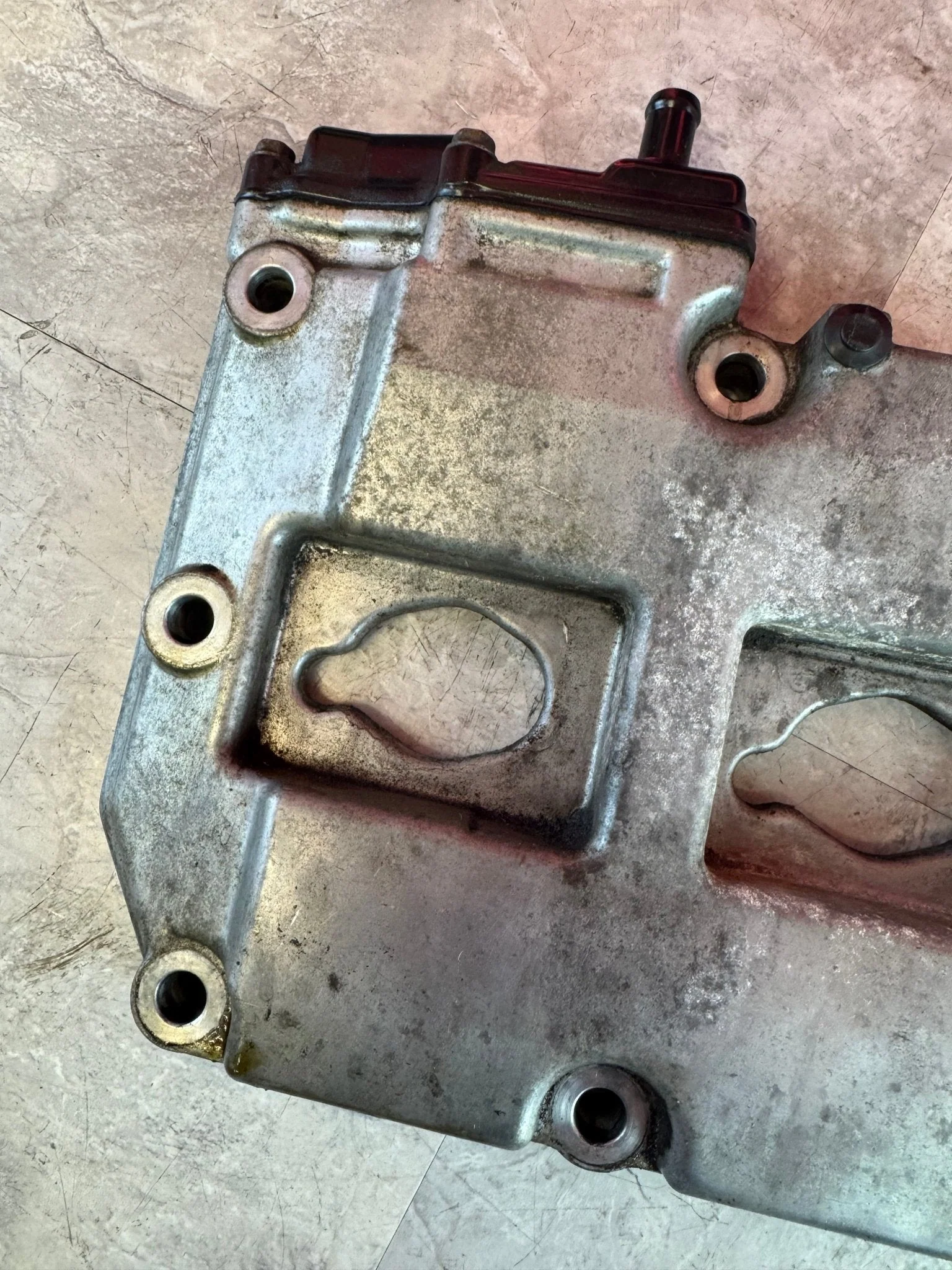 2002-2005 Subaru Impreza WRX RH OEM Passenger Side Valve Cover G4 - Image 3