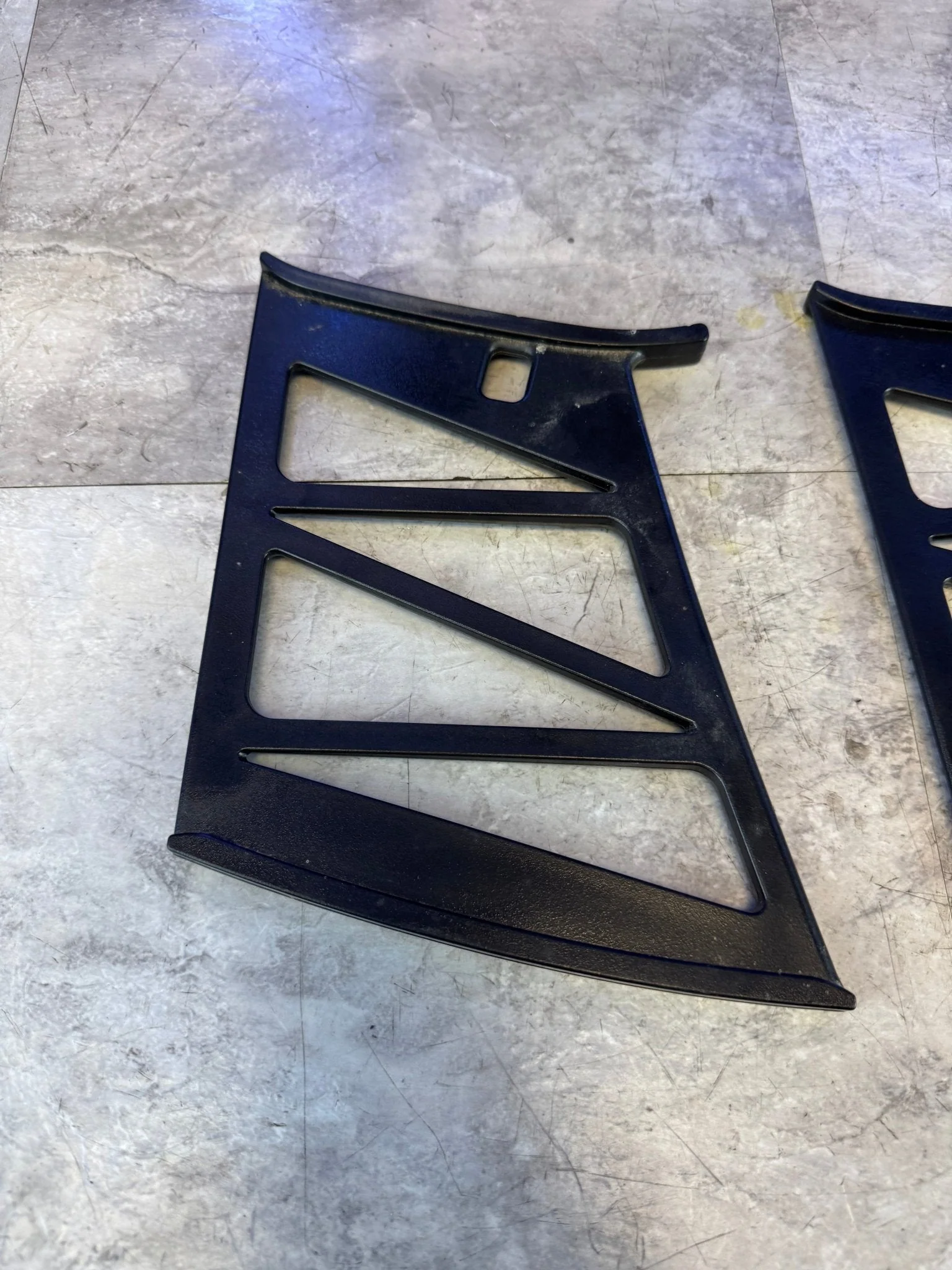2004-2007 Subaru WRX STi Rear Wing Spoiler Support Stabilizer Bracket Pair - Image 2